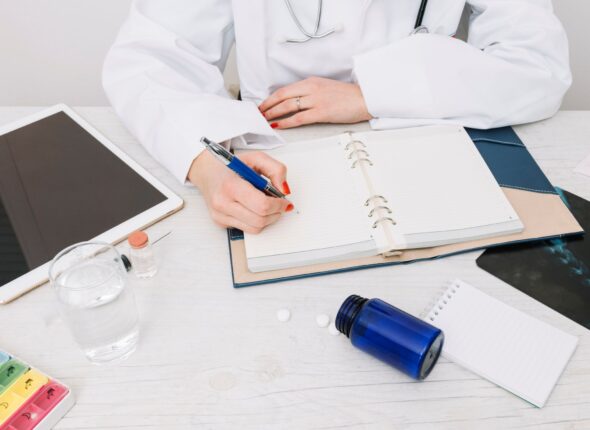 crop-doctor-writing-notebook